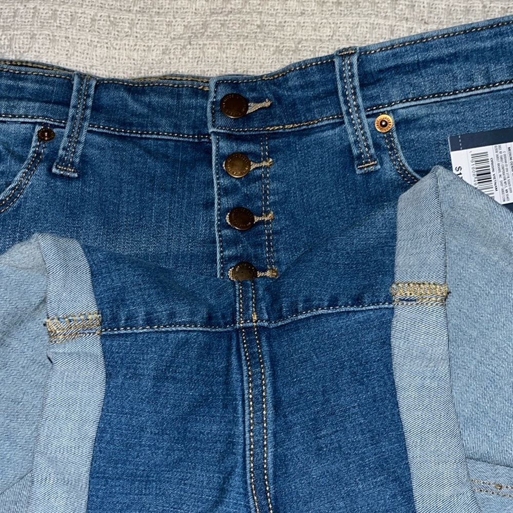 NWT Universal Thread Shorts - Picture 7 of 7